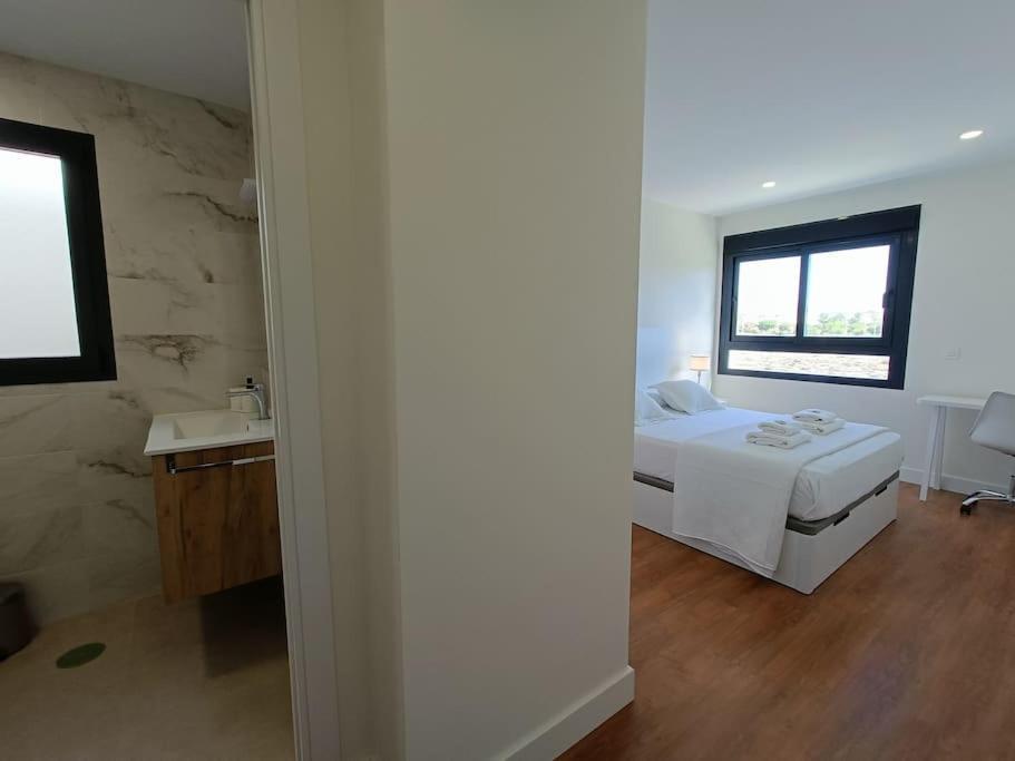 Nuevo Atico Toyo. Vistas Al Mar, Terraza, Solarium, Piscina, A/A, Wifi Y Garaje Daire El Toyo Dış mekan fotoğraf